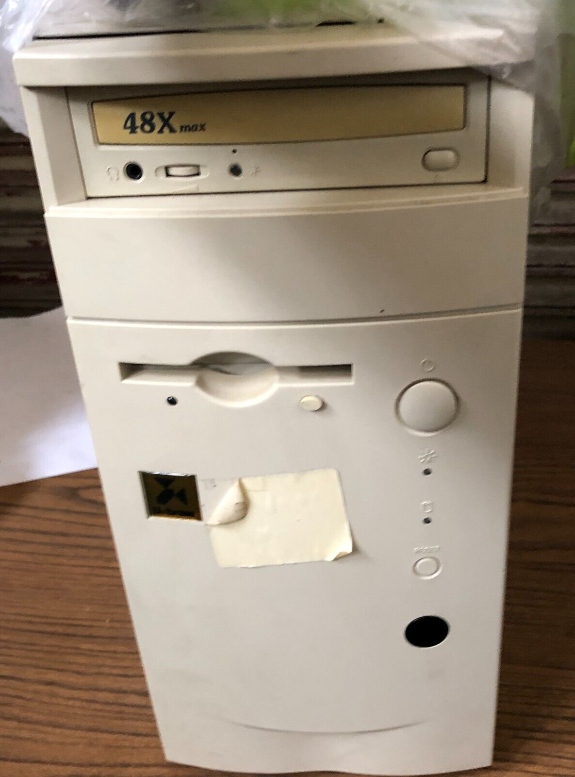 Vintage Retro PC Case Beige Computer Case ATX tower p2 400 White Used full 29 - Picture 1 of 2